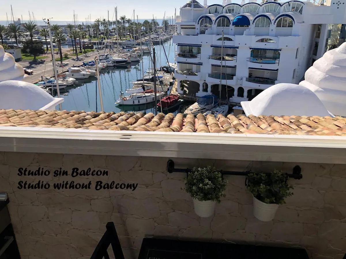 Puerto Marina Waterfront Apartment Benalmádena