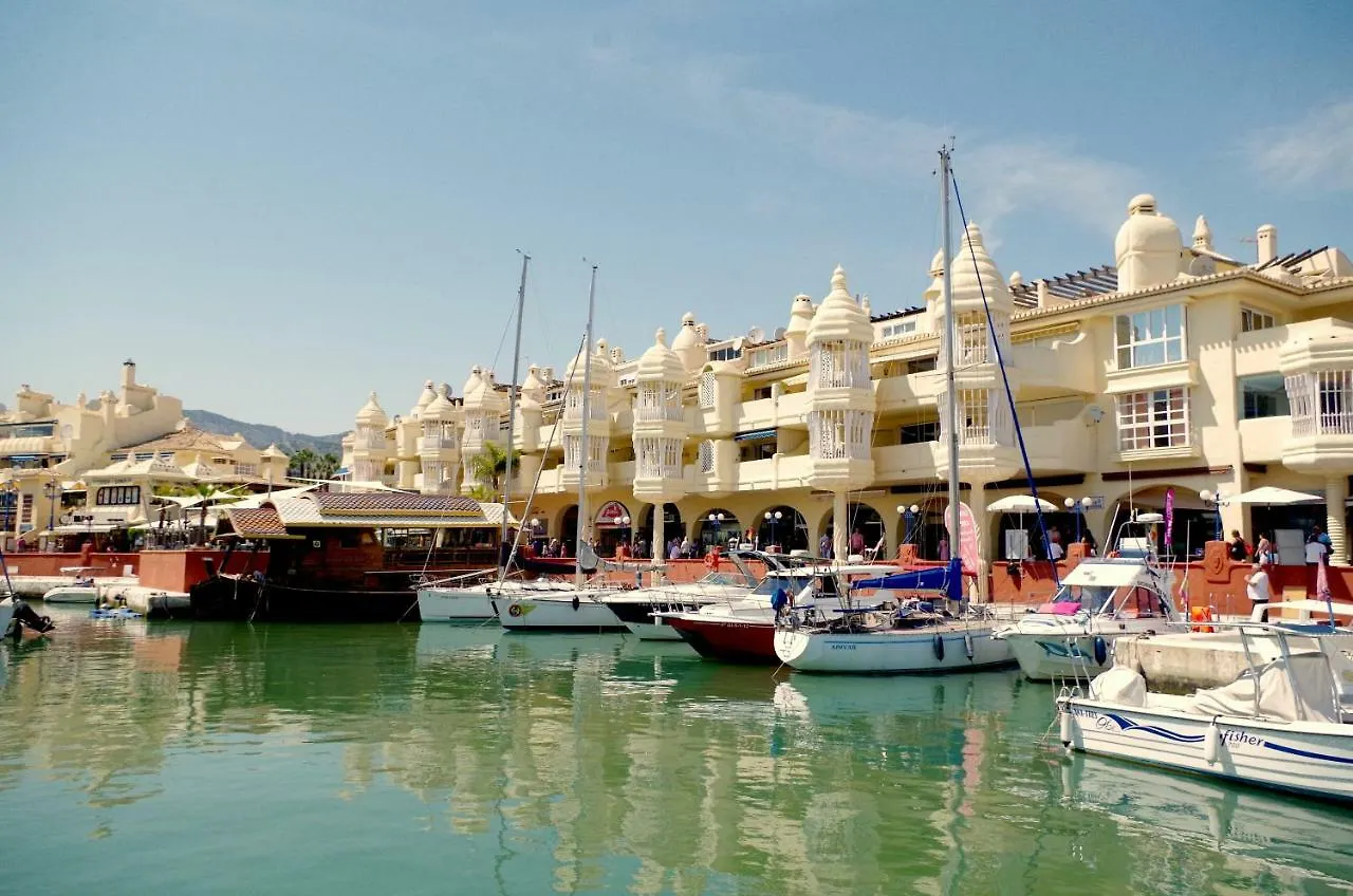 Puerto Marina Waterfront Apartment Benalmádena